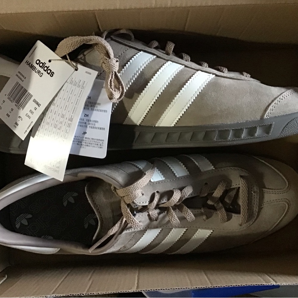 NWT Adidas Hamburg Soccer Shoes Trainers Size 12.5US